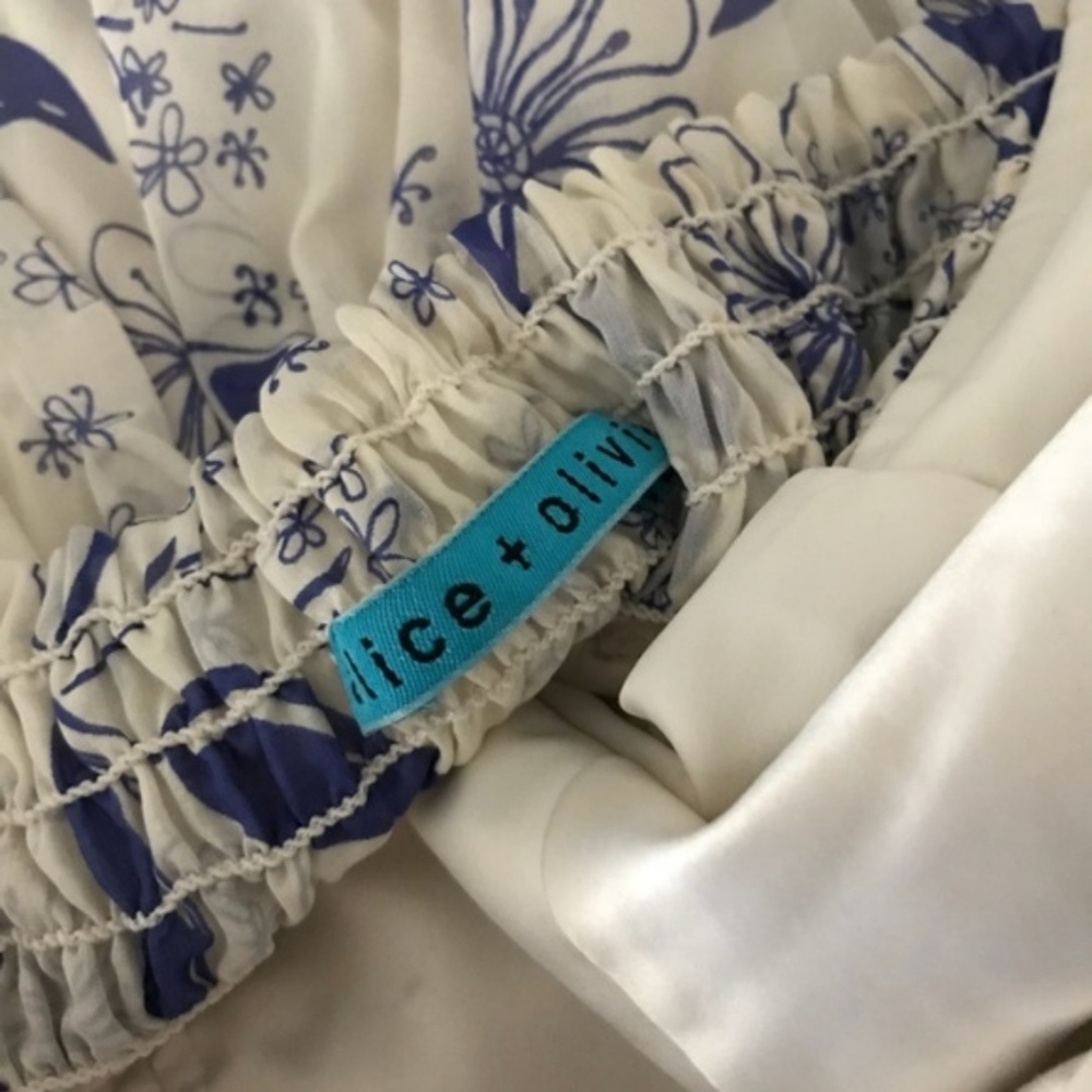 Alice + Olivia halter top - Picture 3 of 4